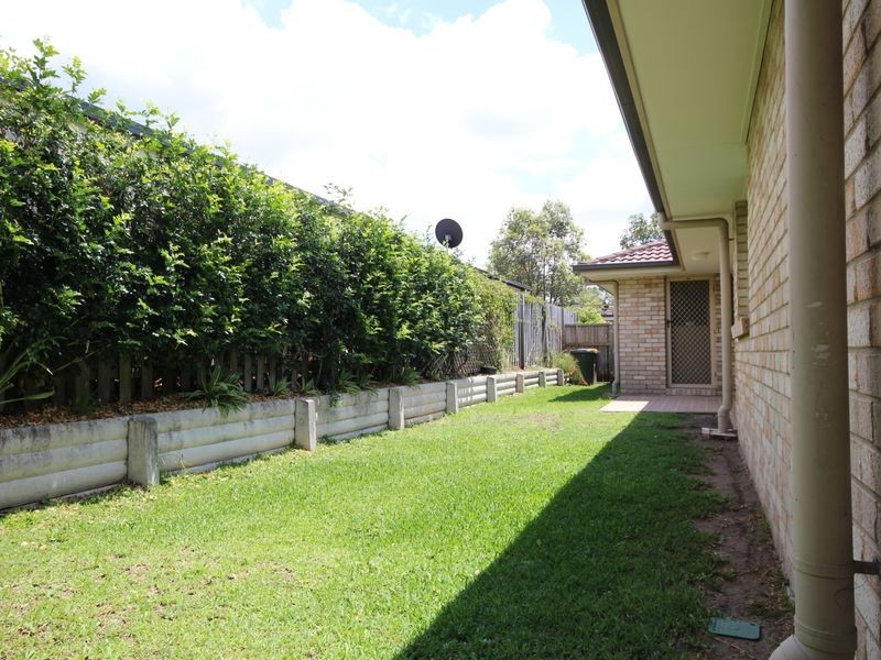 10 Mapelton Circuit, Parkinson QLD 4115