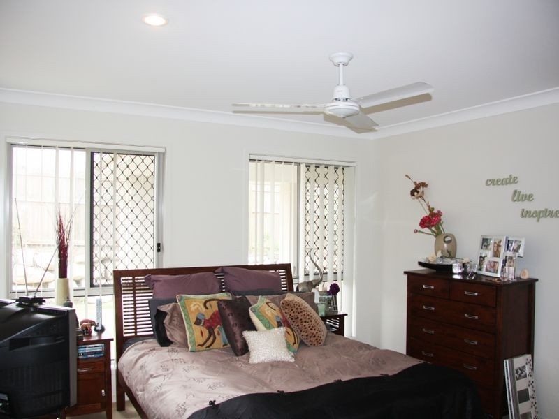 18 Durre Street, Calamvale QLD 4116