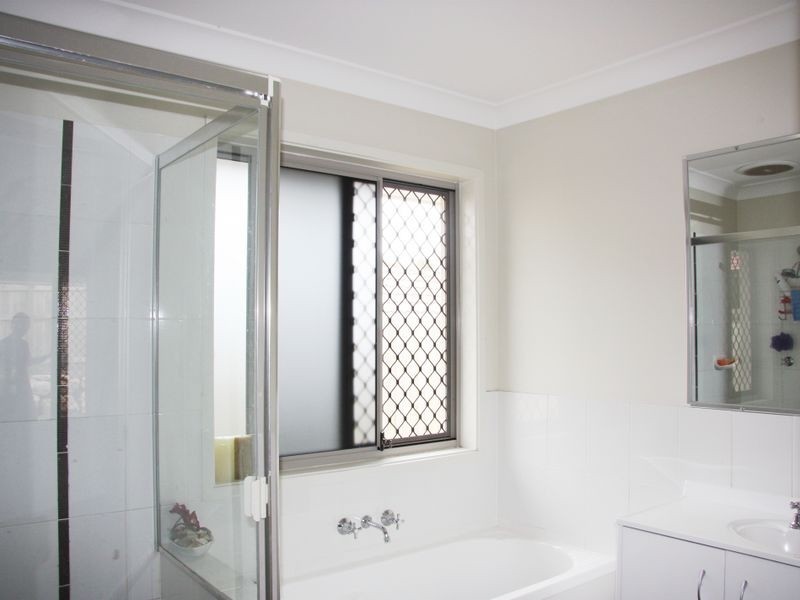 18 Durre Street, Calamvale QLD 4116