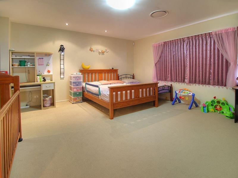59 Birchwood Place, Stretton QLD 4116