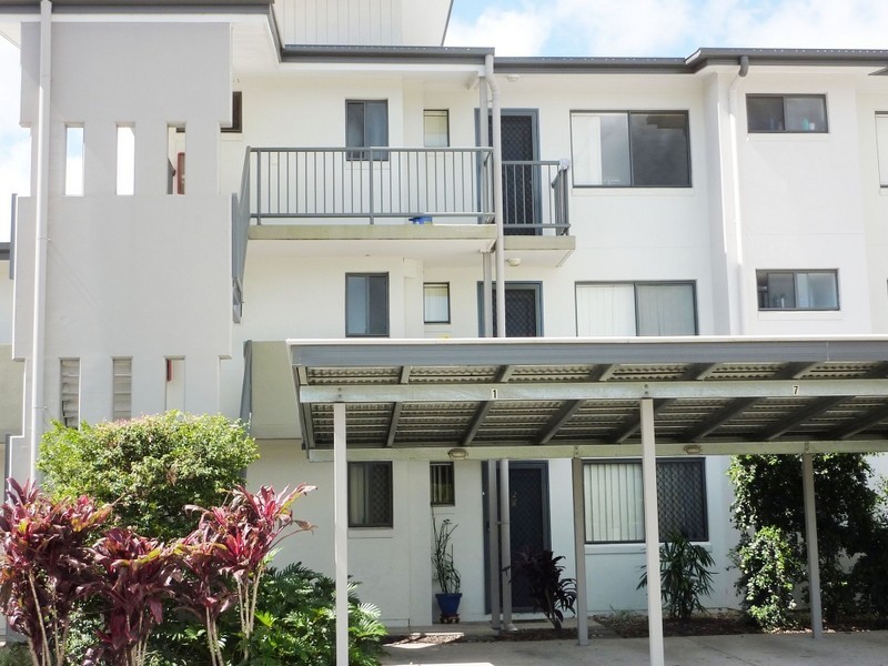 8/44-66 University Drive, Meadowbrook QLD 4131