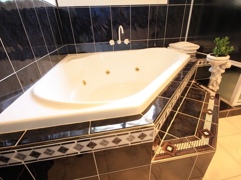 11 Mitchell Place, Parkinson QLD 4115