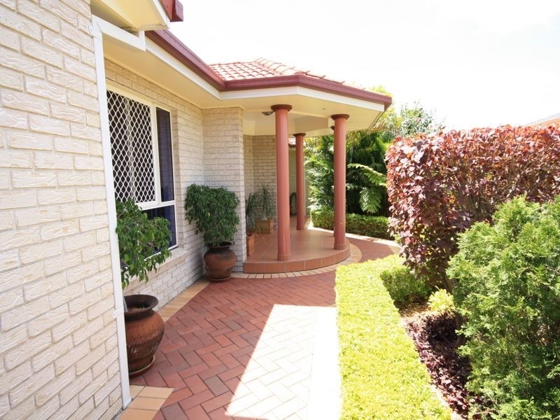 11 Mitchell Place, Parkinson QLD 4115