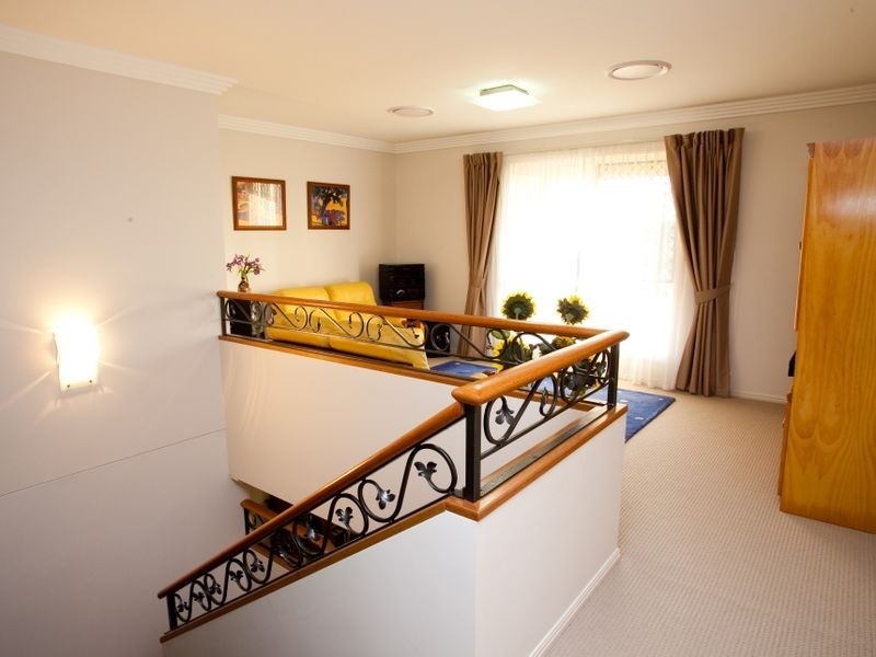 36 Willowleaf Close, Stretton QLD 4116