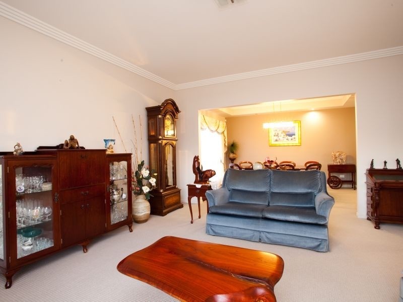 36 Willowleaf Close, Stretton QLD 4116