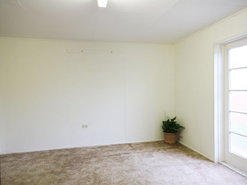 61 Granadilla Street, Macgregor QLD 4109