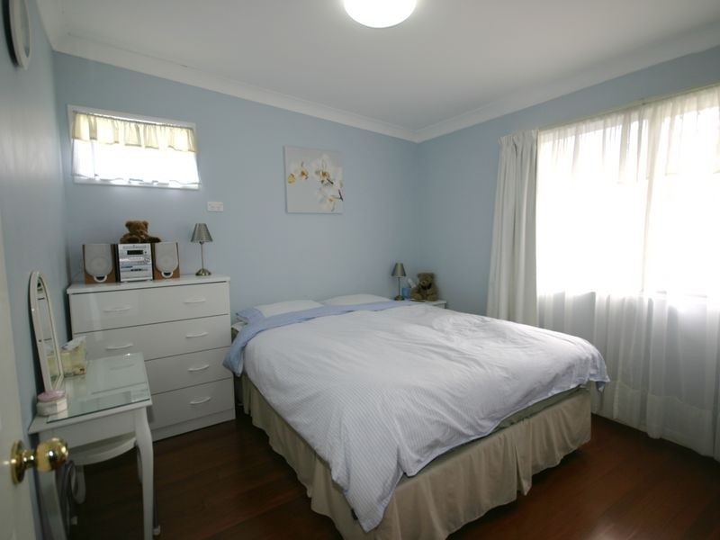 10 Lowndes Street, Salisbury QLD 4107