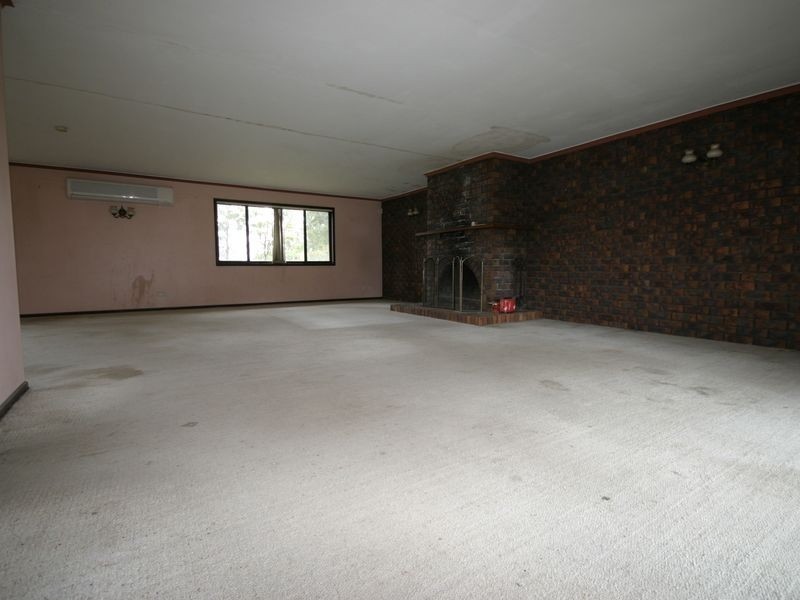 122 Andrew Rd, Greenbank QLD 4124