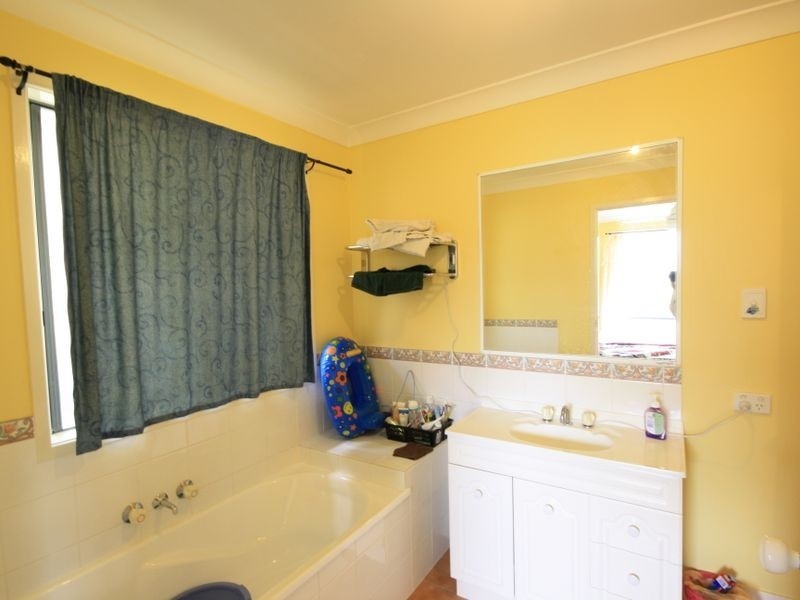 29 Robinson Crescent, Runcorn QLD 4113