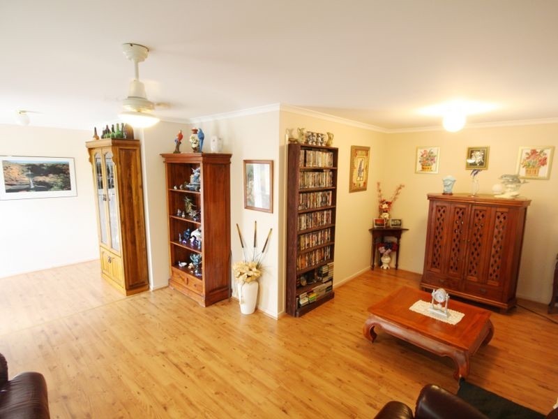 47 Colisa Crescent, Regents Park QLD 4118