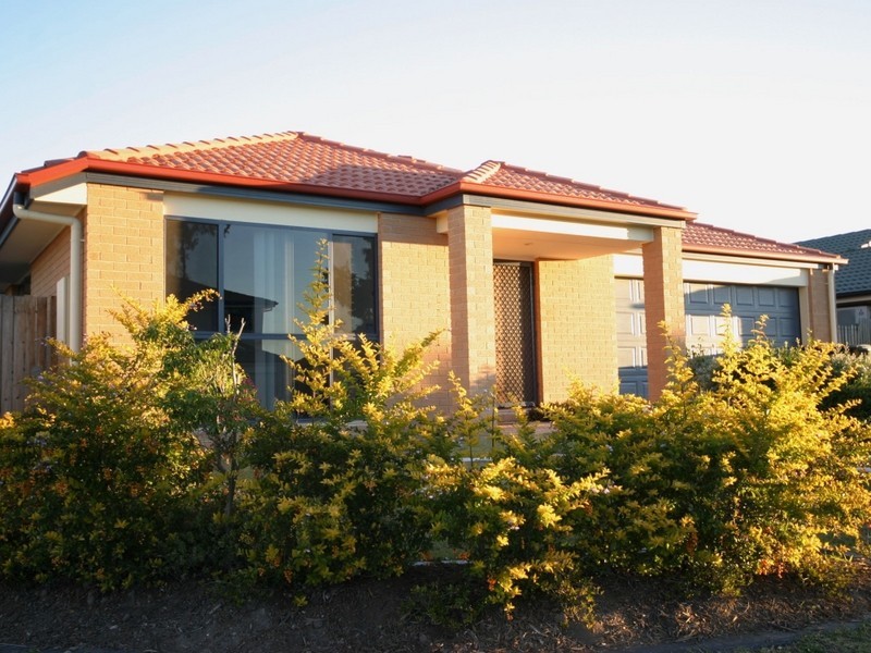 11 Hattah Place, Parkinson QLD 4115