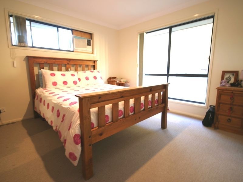 11 Hattah Place, Parkinson QLD 4115