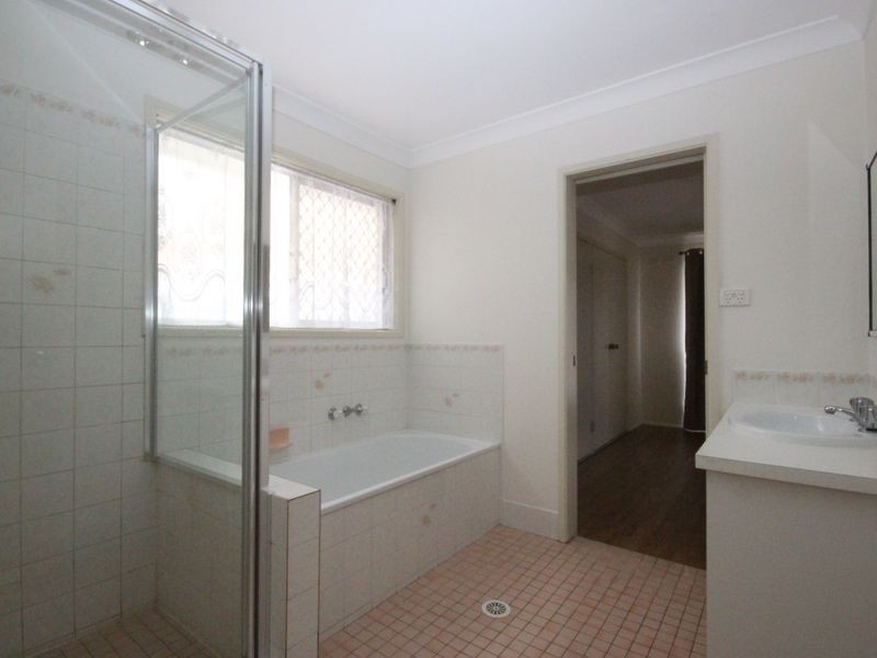 33 Athalie Street, Runcorn QLD 4113
