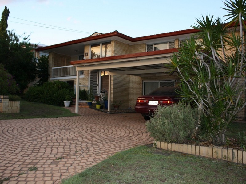 12 Angelina St, Macgregor QLD 4109