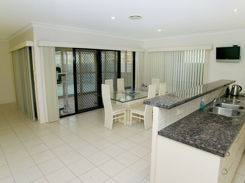 2 Lilydale Place, Calamvale QLD 4116