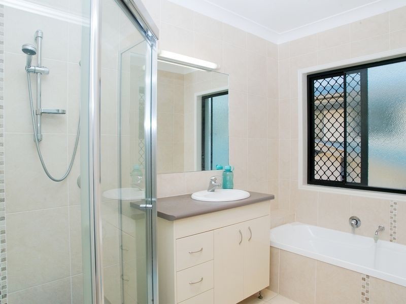 2 Lilydale Place, Calamvale QLD 4116