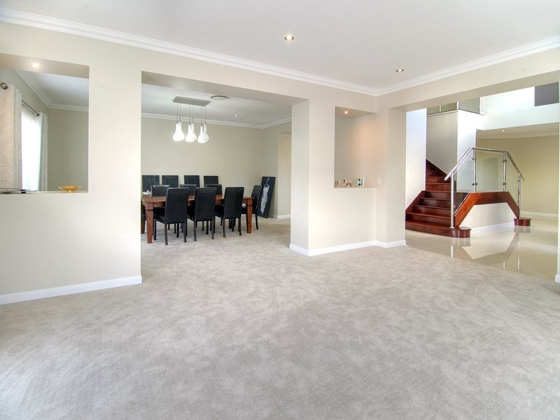 41 Parnassus St, Robertson QLD 4109