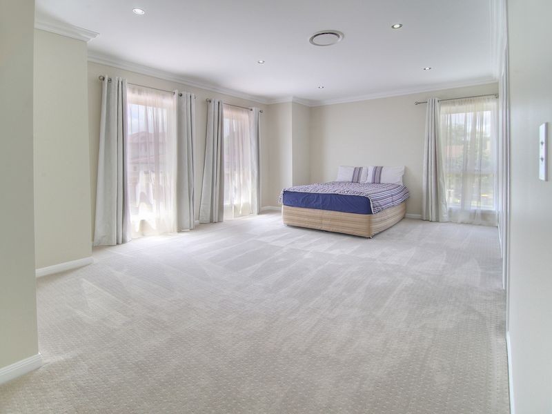 41 Parnassus St, Robertson QLD 4109