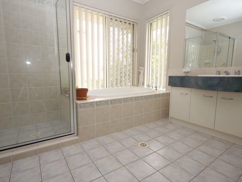 3 Warranilla Street, Parkinson QLD 4115