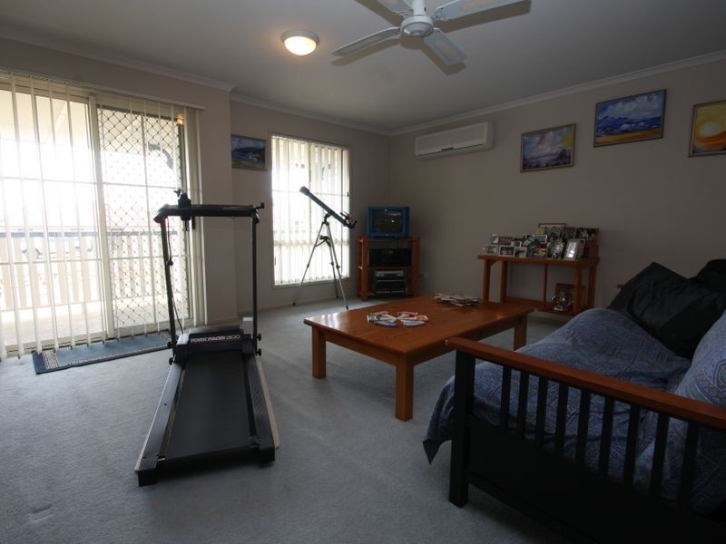 3 Warranilla Street, Parkinson QLD 4115