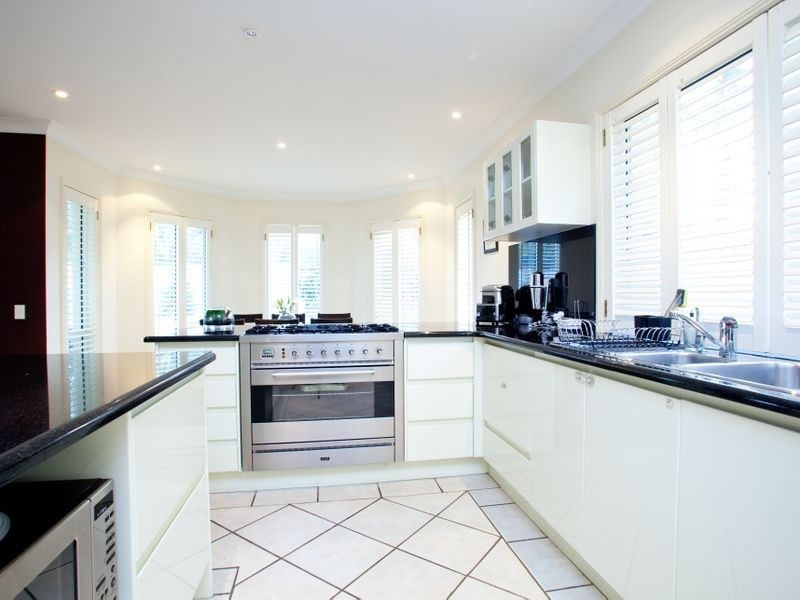 38 Billabong Pl, Parkinson QLD 4115