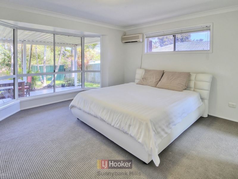 17 Golden Rain Place, Stretton QLD 4116