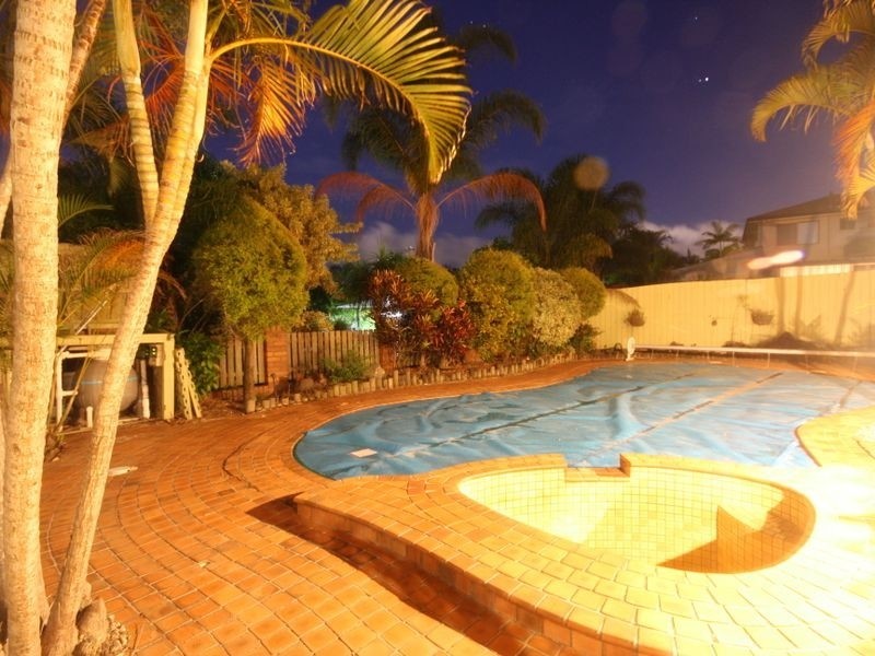 8 Ashwood Ct, Sunnybank Hills QLD 4109