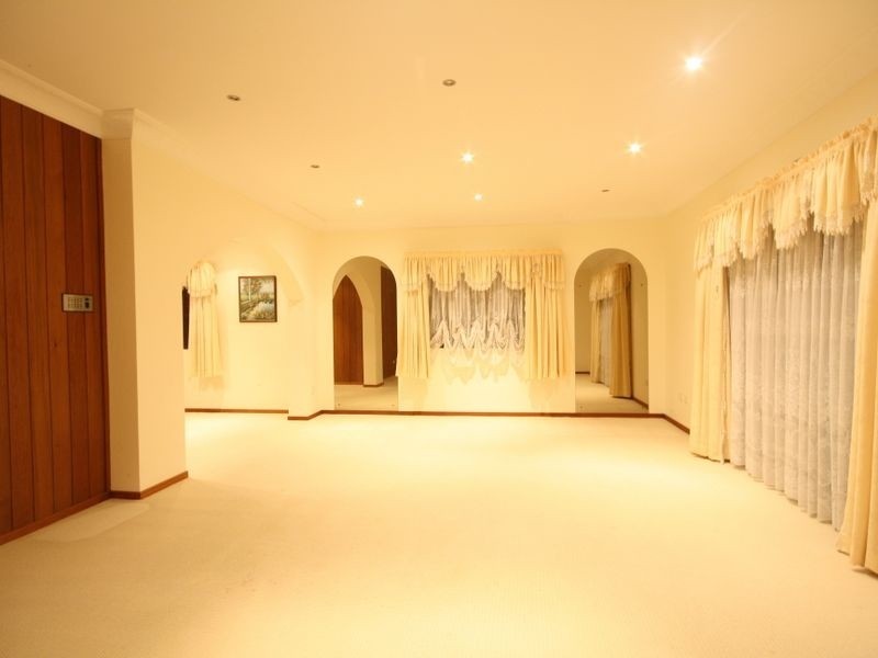 8 Ashwood Ct, Sunnybank Hills QLD 4109