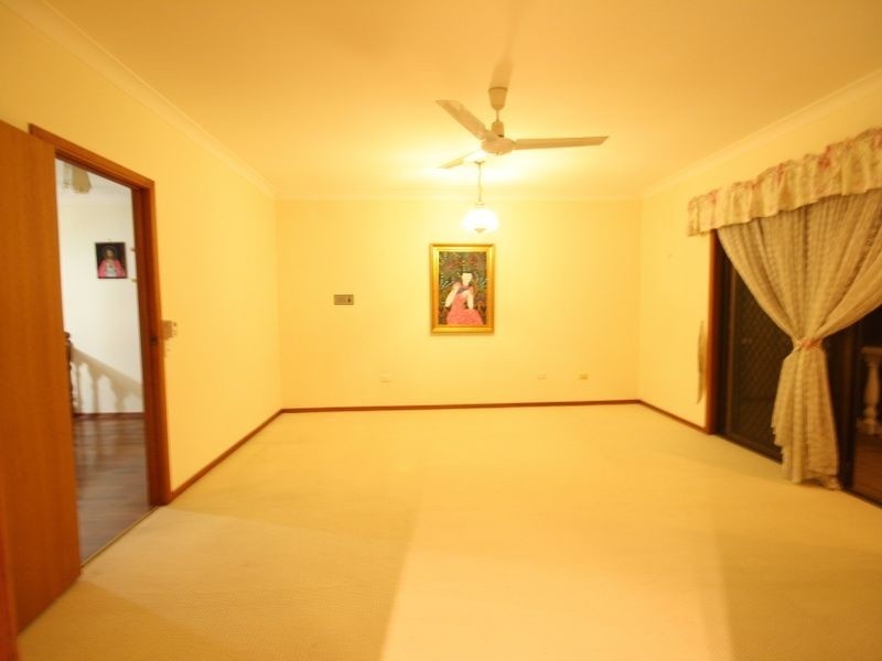 8 Ashwood Ct, Sunnybank Hills QLD 4109