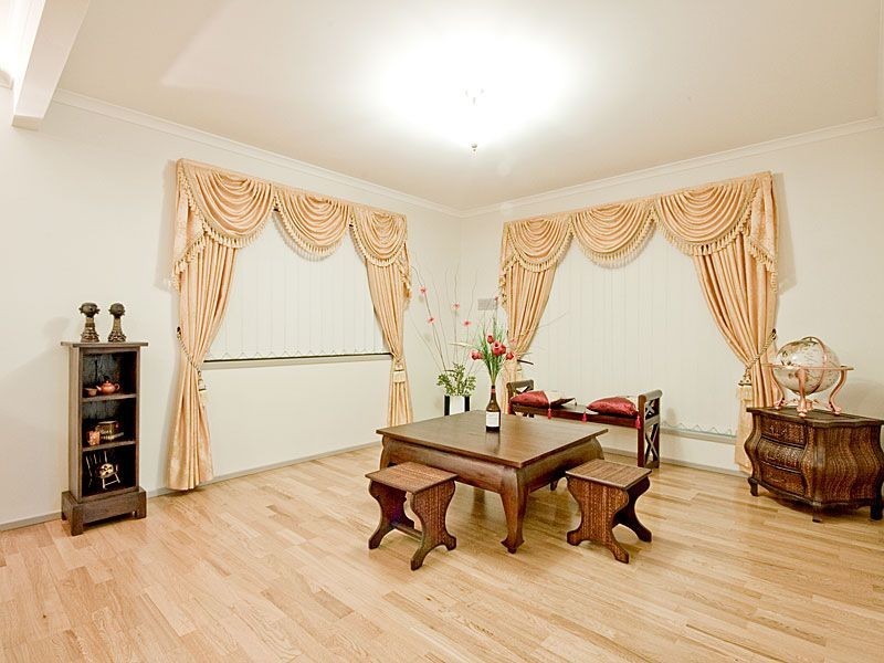 9 Chloe Cl, Eight Mile Plains QLD 4113