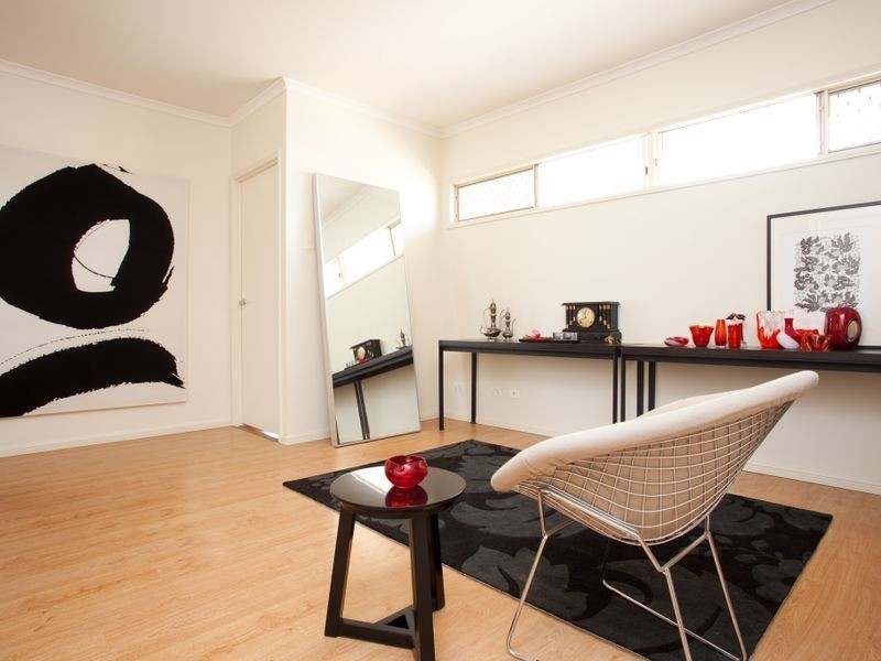 11 Ravensbourne Close, Parkinson QLD 4115