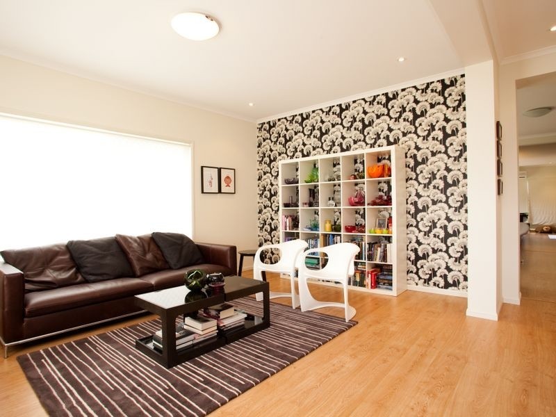 11 Ravensbourne Close, Parkinson QLD 4115