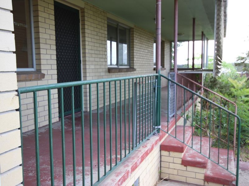 1-3 Bell Street (126 Brisbane Stre, Jimboomba QLD 4280