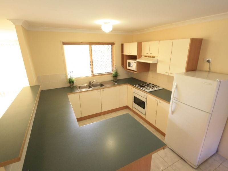 1 Picot Cr, Runcorn QLD 4113