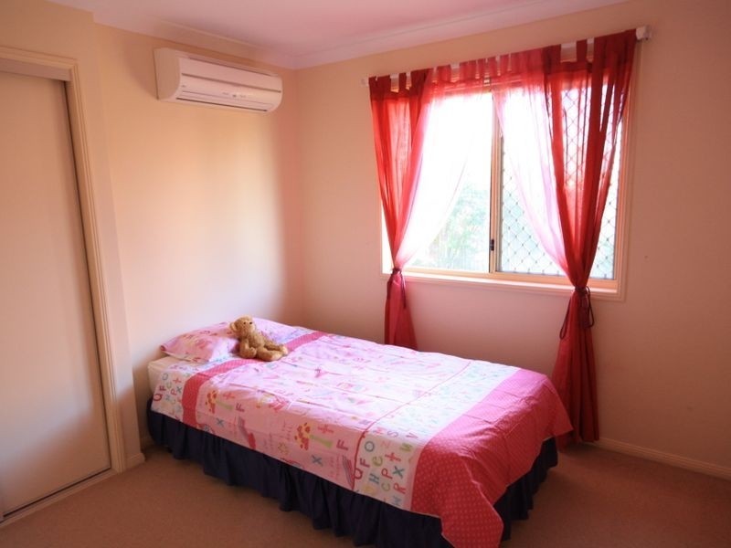 1 Picot Cr, Runcorn QLD 4113