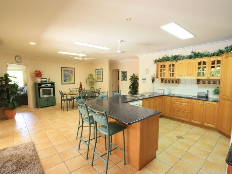 6 Cumberland Pl, Parkinson QLD 4115