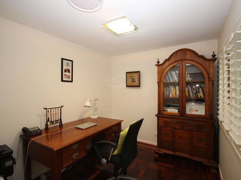 17 Lynelle Street, Sunnybank Hills QLD 4109