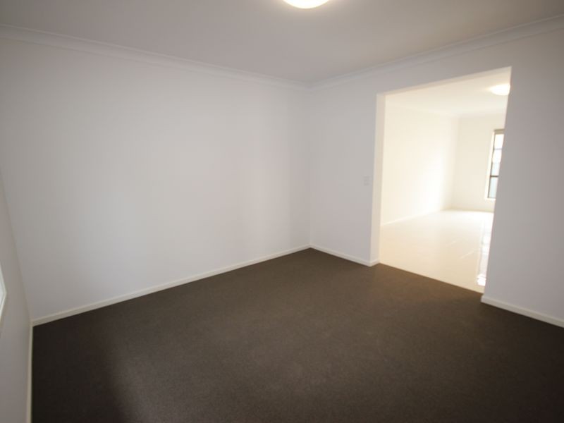 82 Valley Circuit, Kuraby QLD 4112