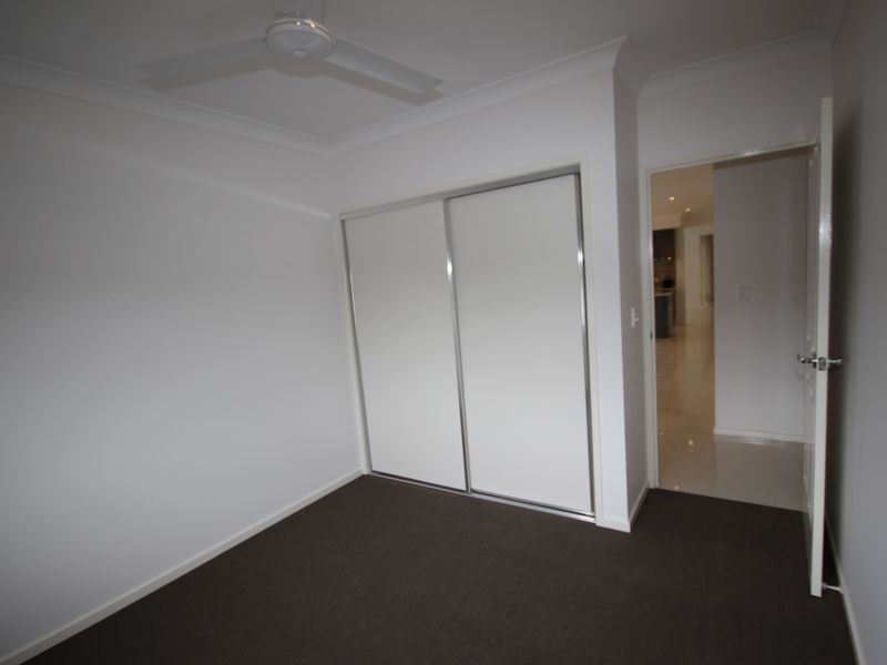 82 Valley Circuit, Kuraby QLD 4112