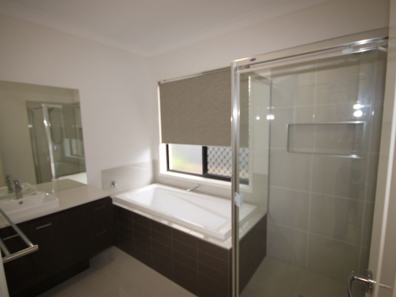 82 Valley Circuit, Kuraby QLD 4112