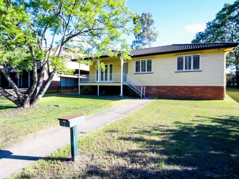 7 Middle St, Coopers Plains QLD 4108
