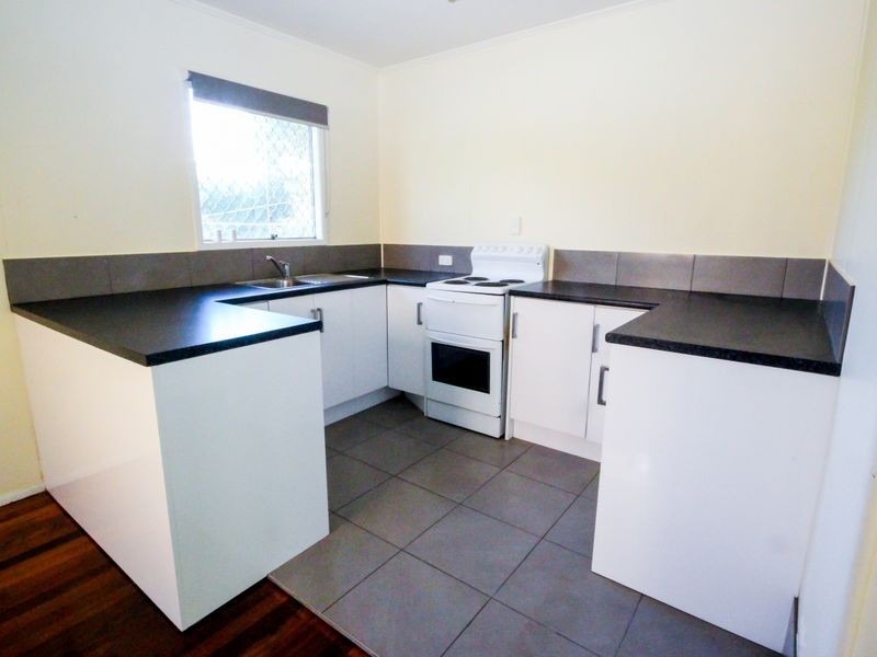 7 Middle St, Coopers Plains QLD 4108