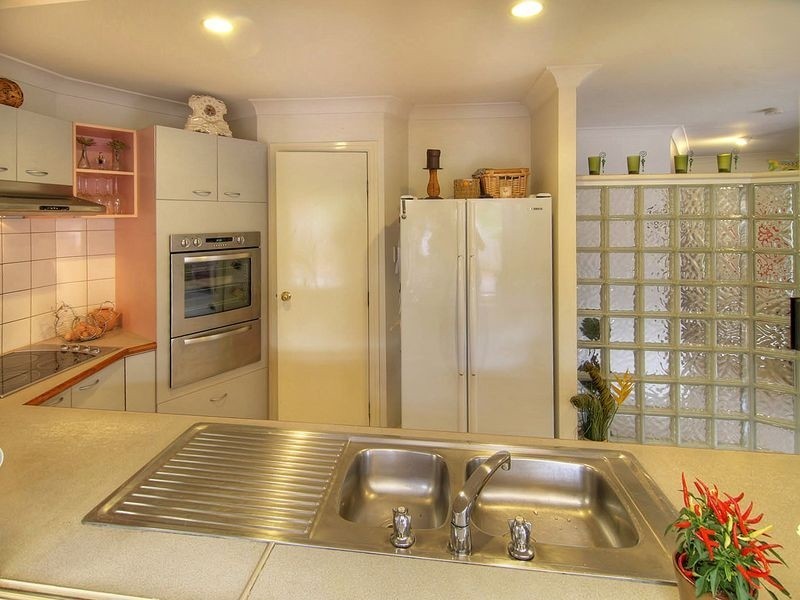 189 Warrigal Rd, Runcorn QLD 4113