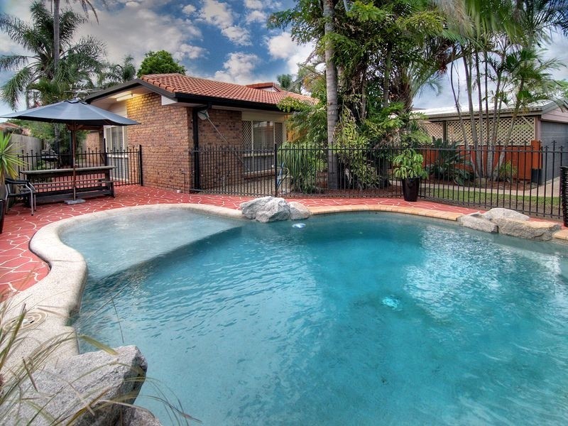189 Warrigal Rd, Runcorn QLD 4113