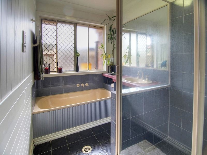 189 Warrigal Rd, Runcorn QLD 4113