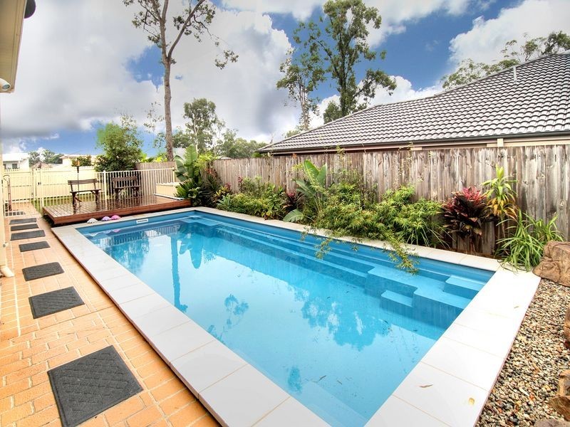 10 Semper Place, Calamvale QLD 4116
