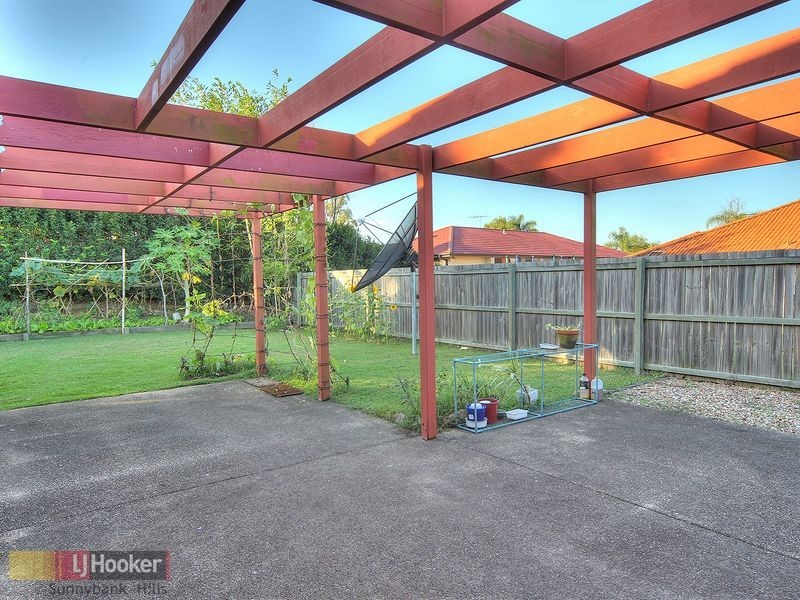 70 Honeysuckle Way, Calamvale QLD 4116