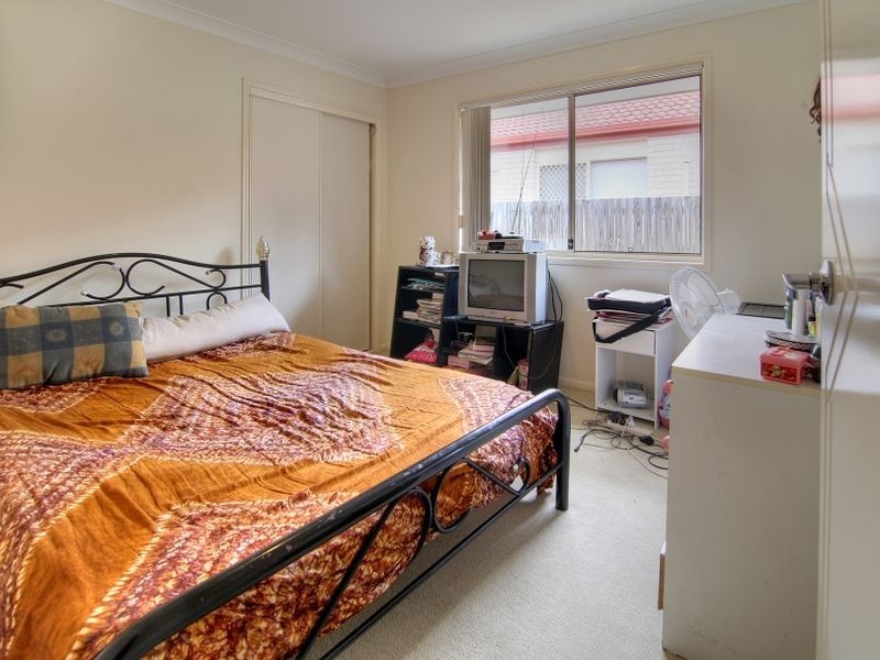 11 Naracoorte Pl, Parkinson QLD 4115
