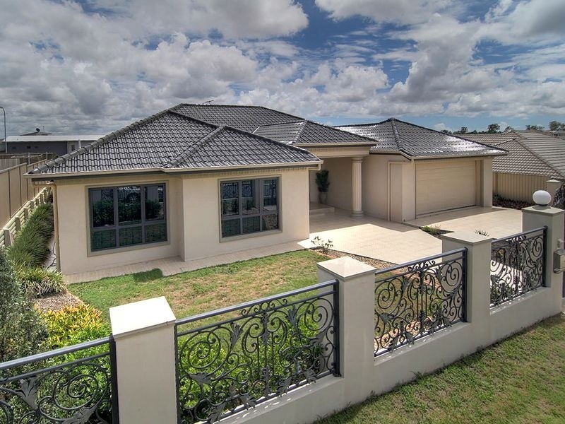 23 May Street, Parkinson QLD 4115