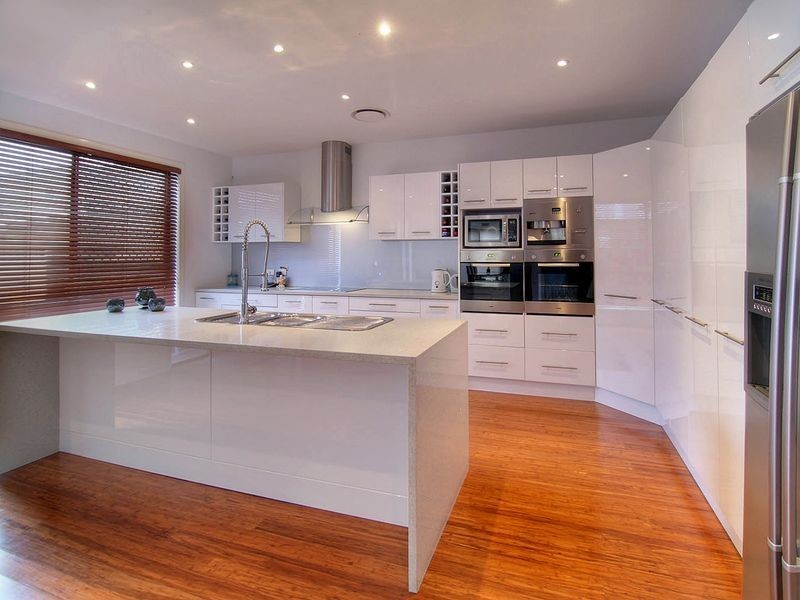 1 Ribbonwood Street, Sunnybank Hills QLD 4109